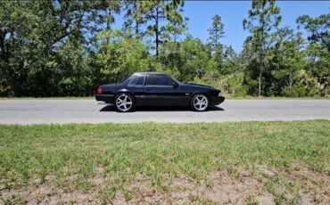 Ford-Mustang-1989-Sedan-15
