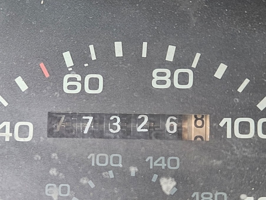 Ford-Mustang-1989-Sedan-9