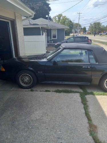 Ford-Mustang-1990-Black-7
