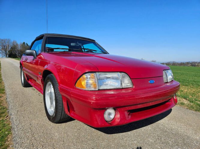 Ford-Mustang-1991-RedBlackTop-Red-17