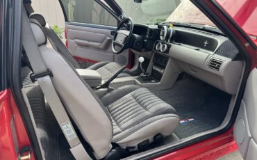 Ford-Mustang-1992-27