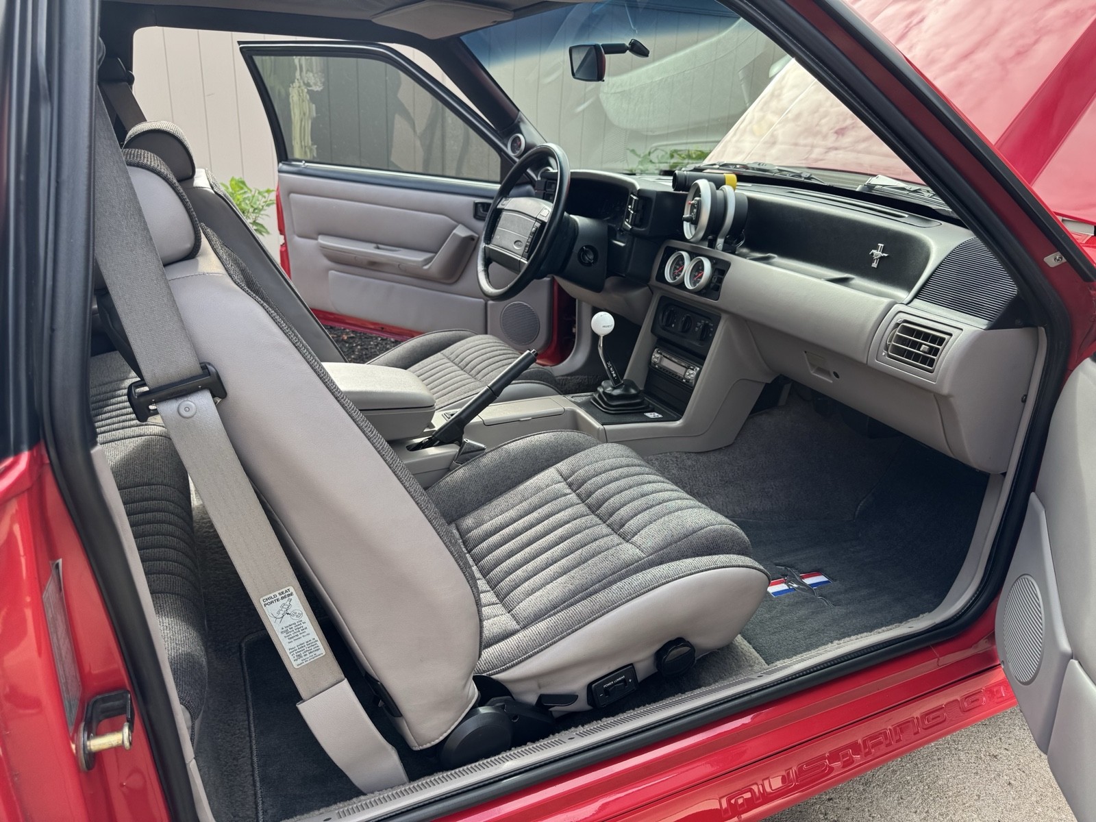 Ford-Mustang-1992-27