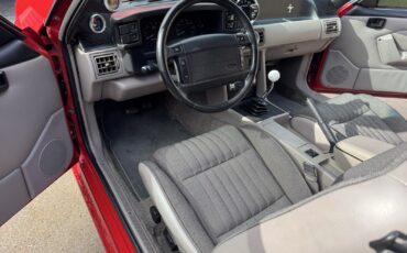 Ford-Mustang-1992-30