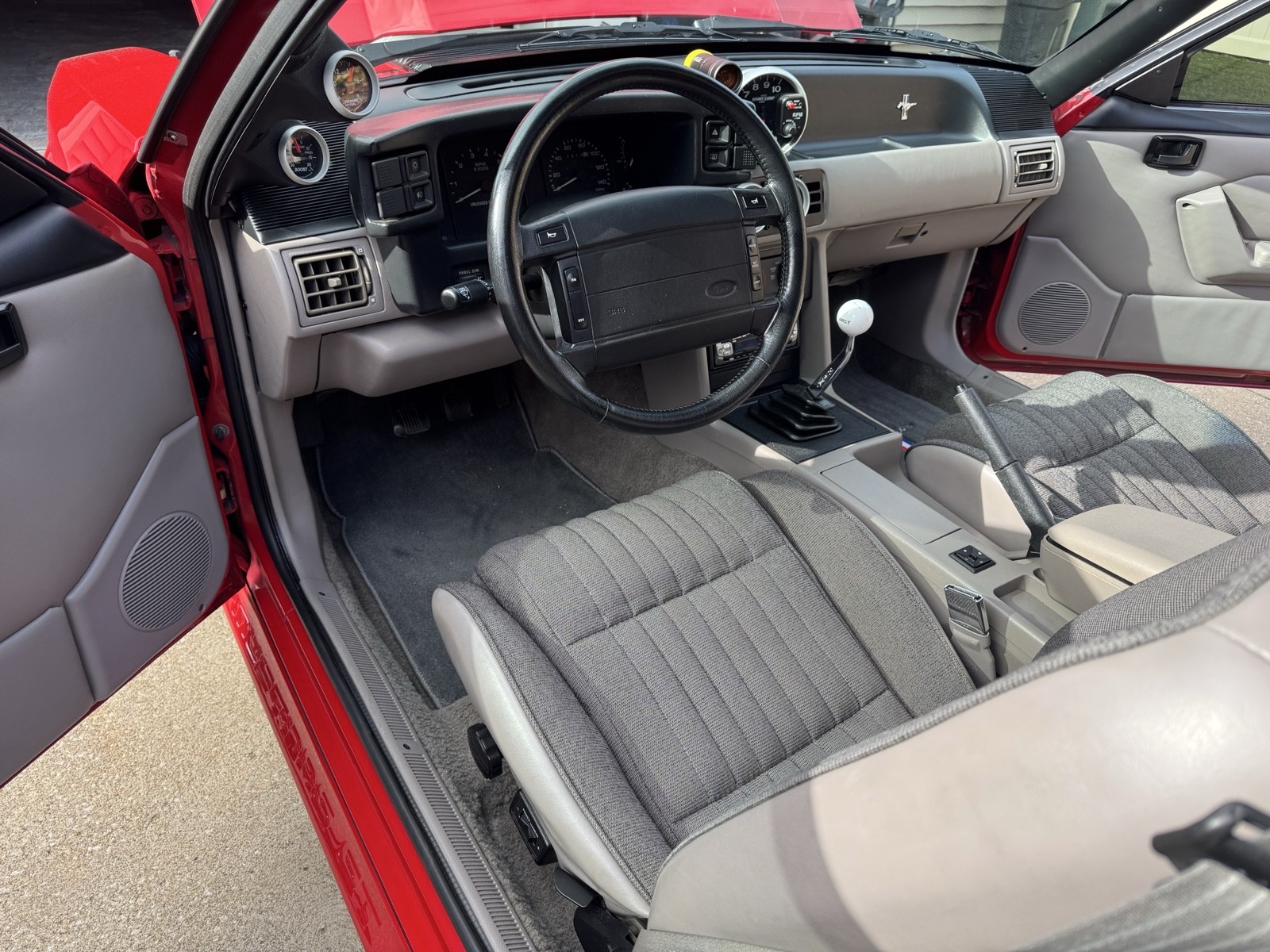 Ford-Mustang-1992-30