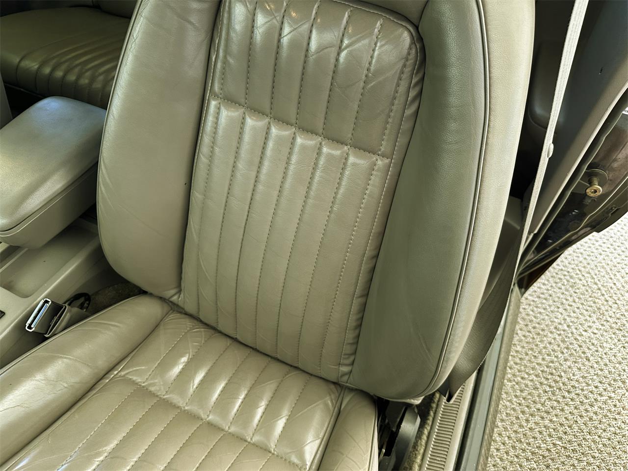 Ford-Mustang-1992-Black-Grey-22
