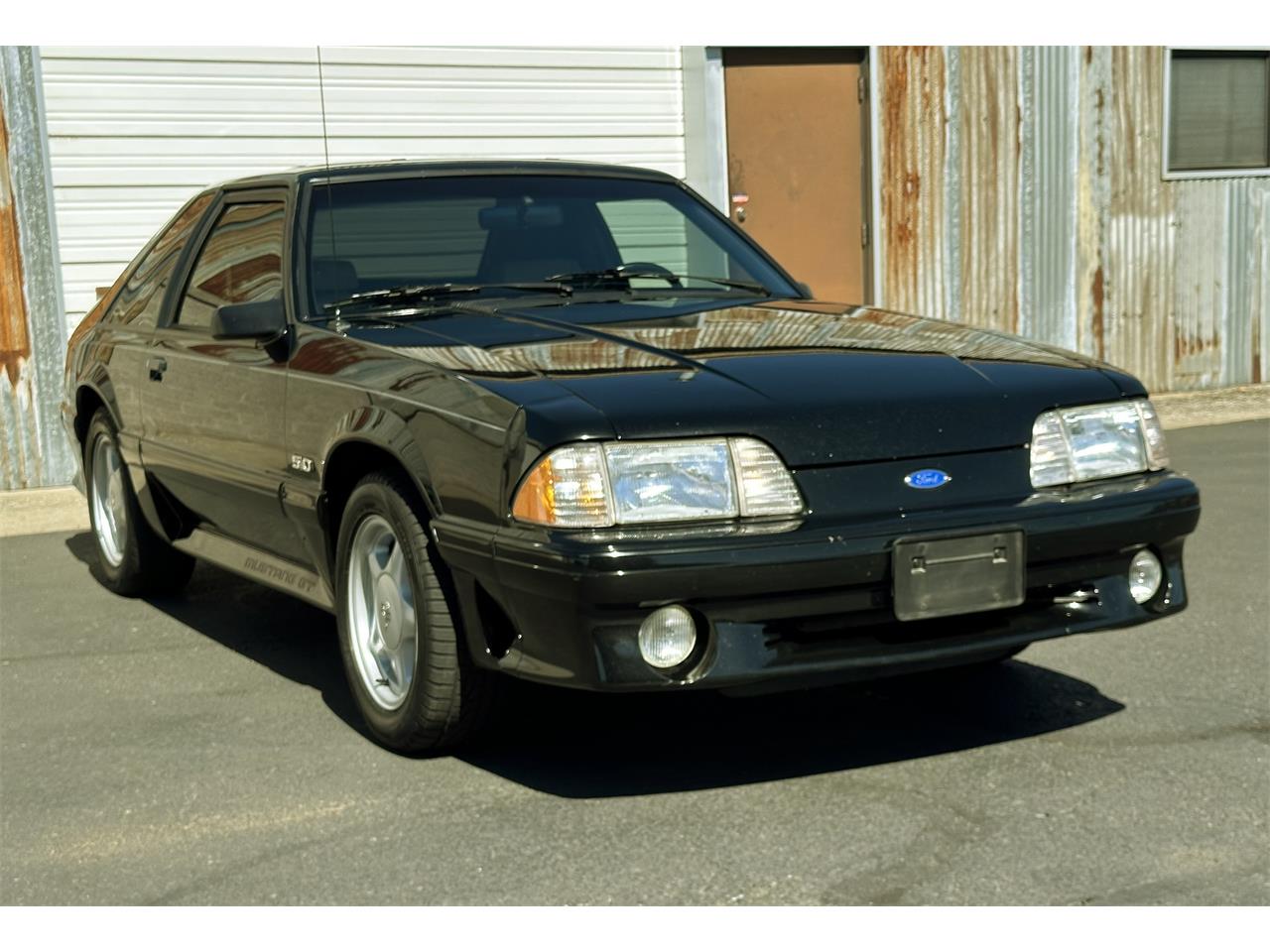 Ford-Mustang-1992-Black-Grey-8