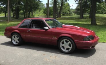 Ford-Mustang-1993-Coupe-1