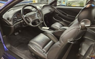 Ford-Mustang-1995-Coupe-2