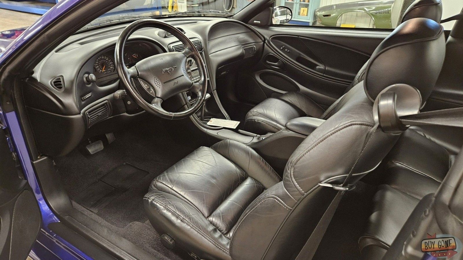 Ford-Mustang-1995-Coupe-2