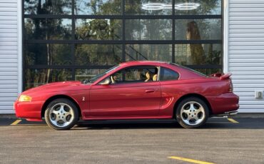 Ford-Mustang-1996-1