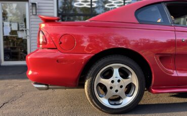 Ford-Mustang-1996-10