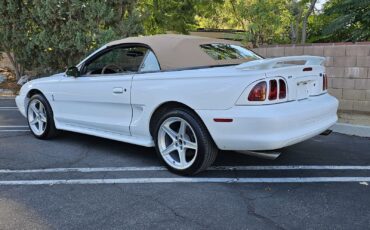 Ford-Mustang-1996-2