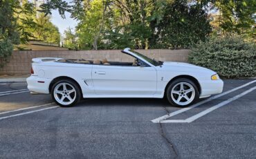 Ford-Mustang-1996-21