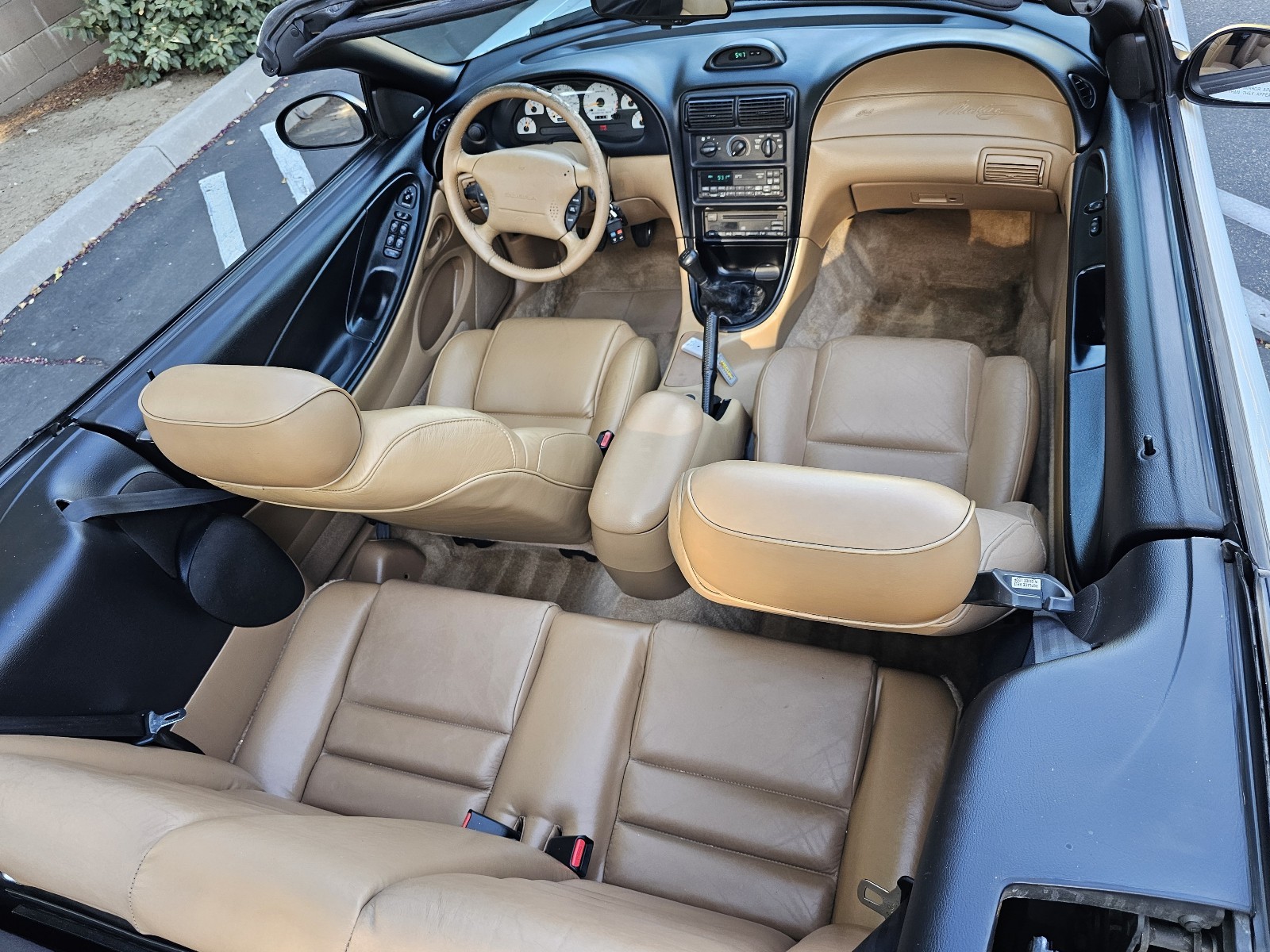 Ford-Mustang-1996-32