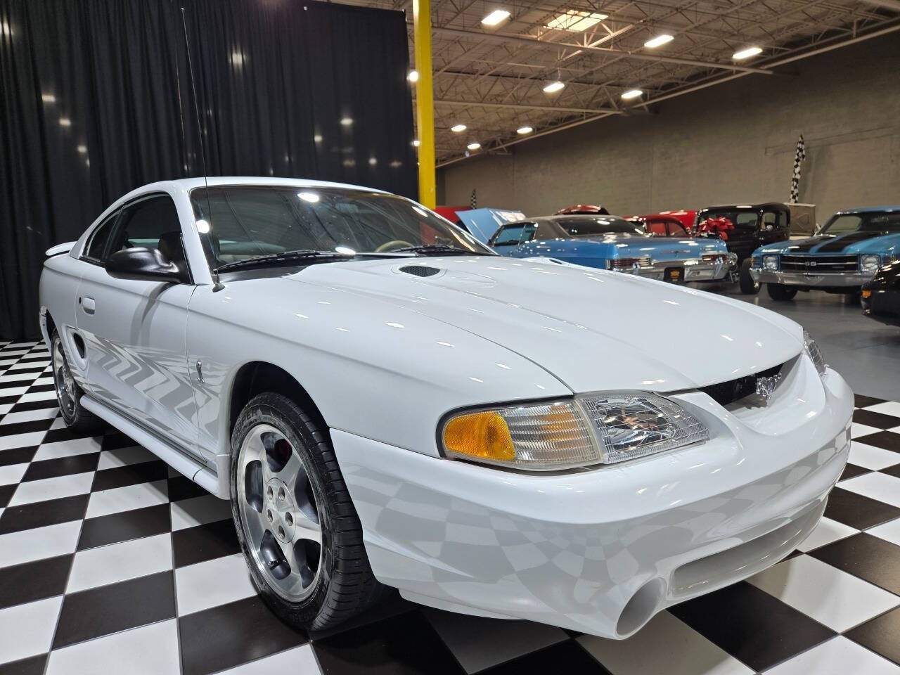 Ford-Mustang-1996-Coupe-11