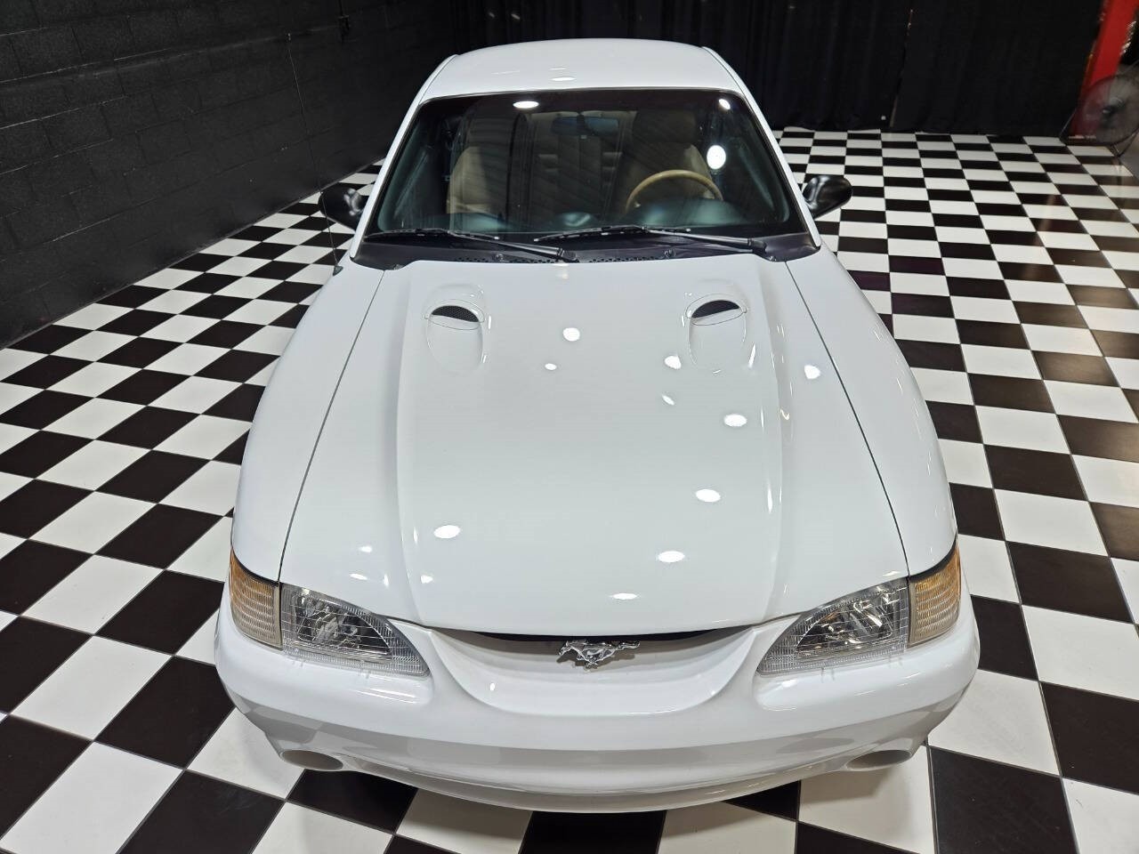 Ford-Mustang-1996-Coupe-17