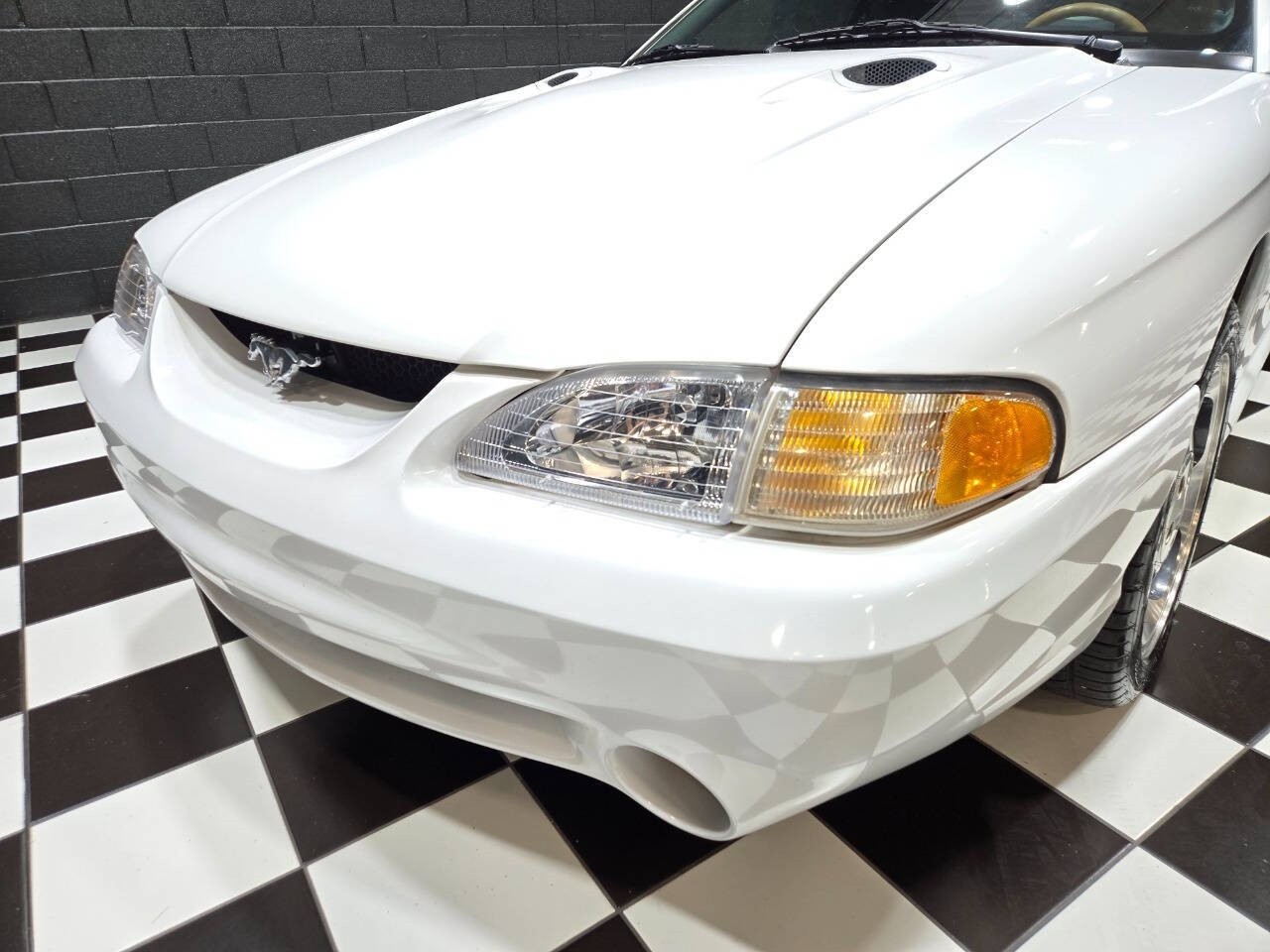 Ford-Mustang-1996-Coupe-21