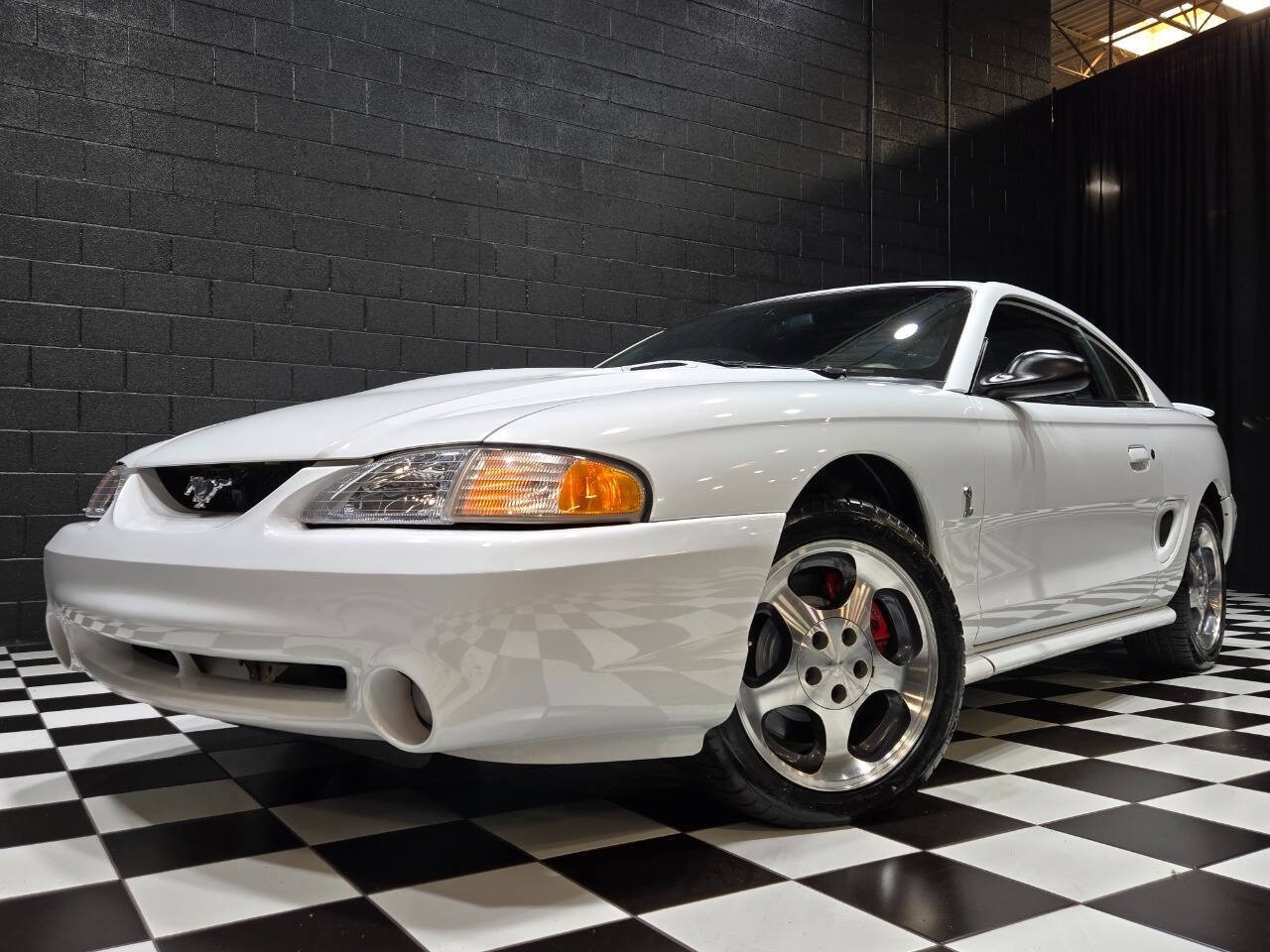 Ford-Mustang-1996-Coupe-5