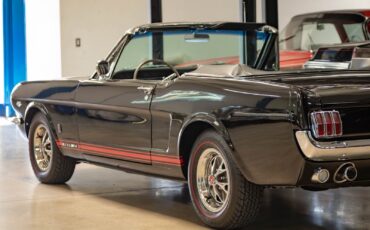 Ford-Mustang-289-V8-Convertible-1966-2-Door-Convertible-23