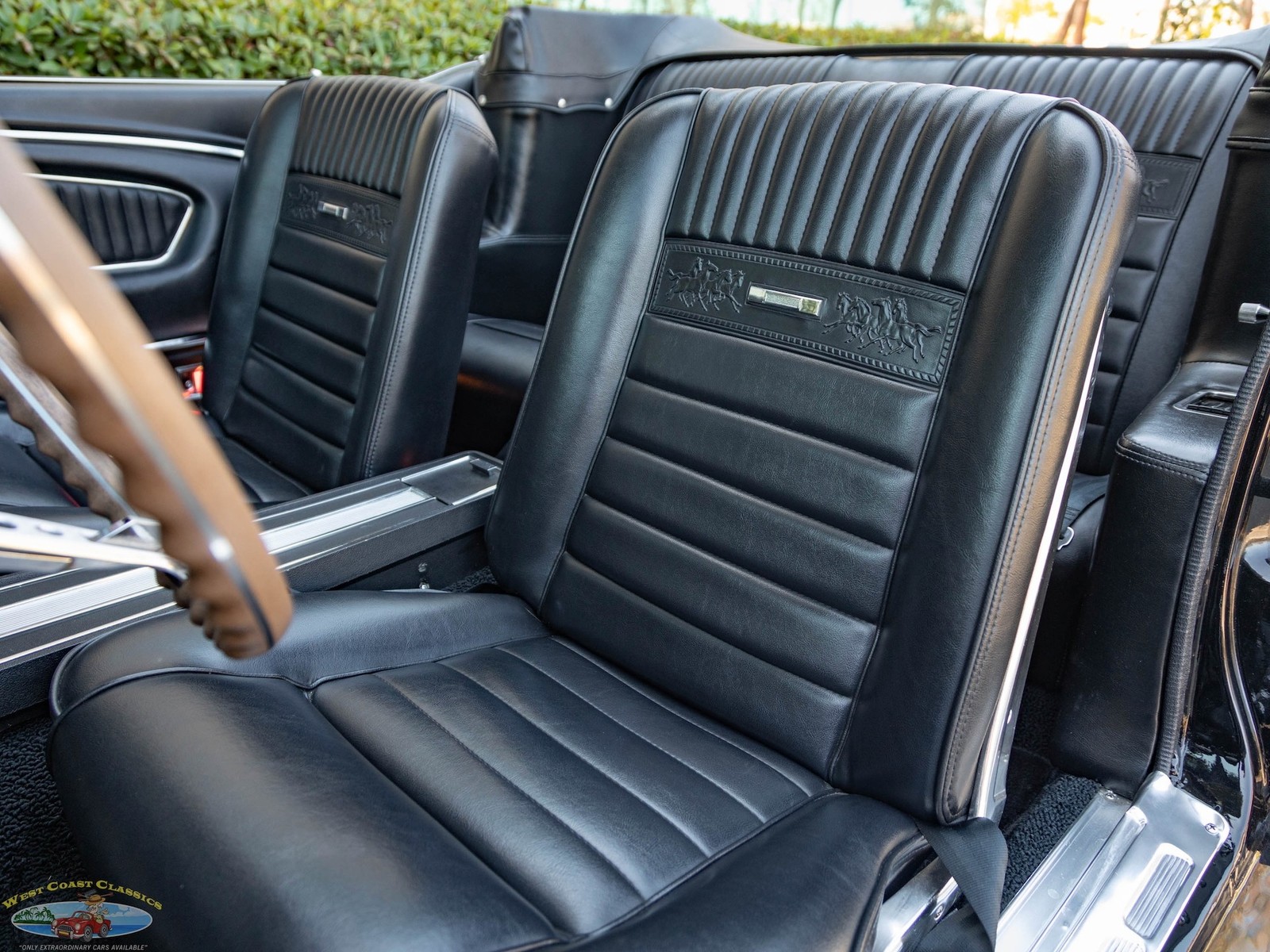 Ford-Mustang-289-V8-Convertible-1966-2-Door-Convertible-28