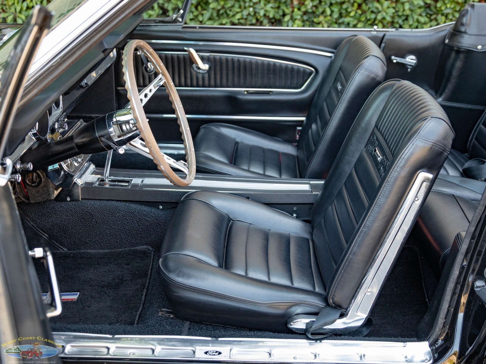 Ford-Mustang-289-V8-Convertible-1966-2-Door-Convertible-32
