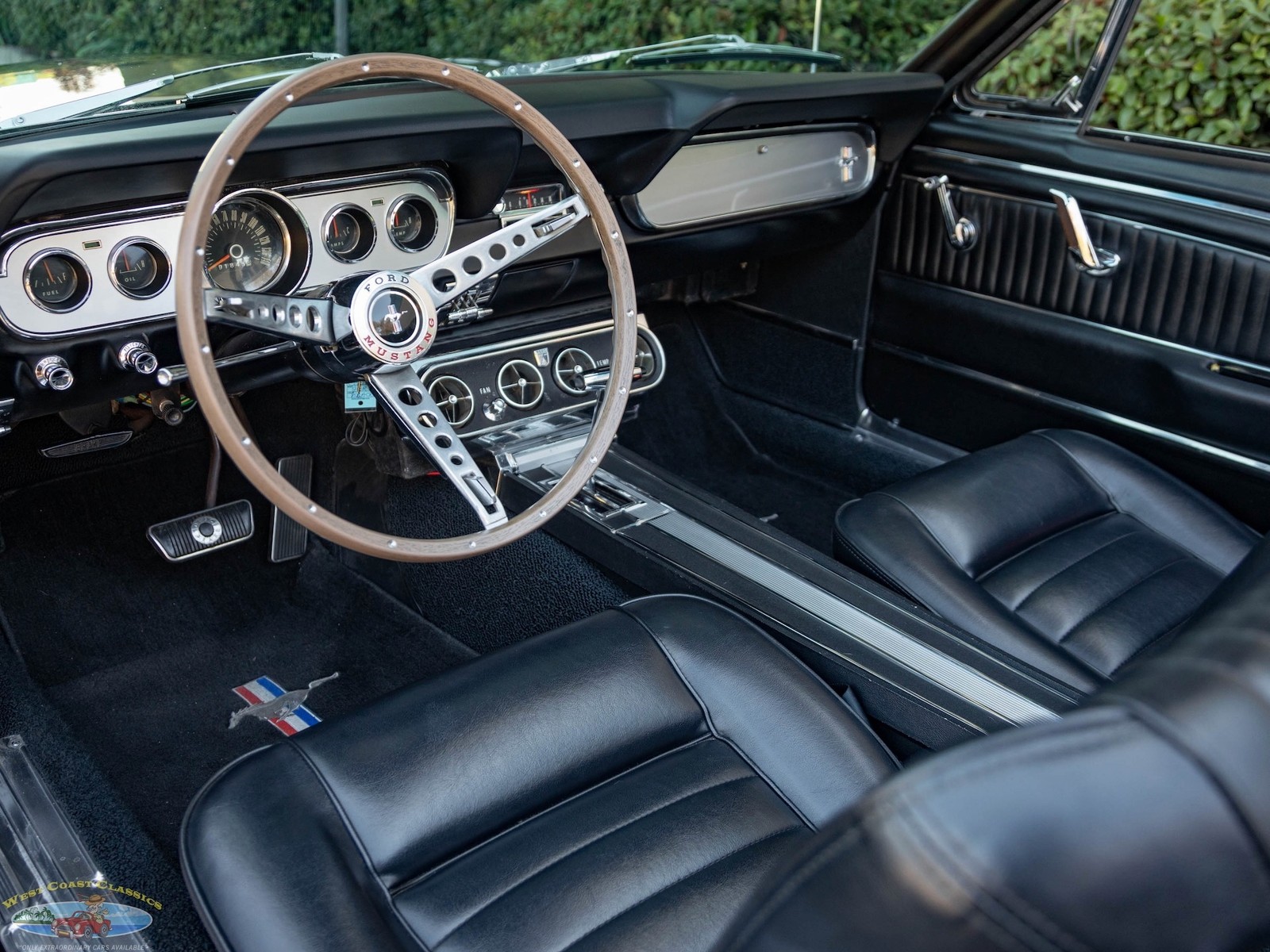 Ford-Mustang-289-V8-Convertible-1966-2-Door-Convertible-34