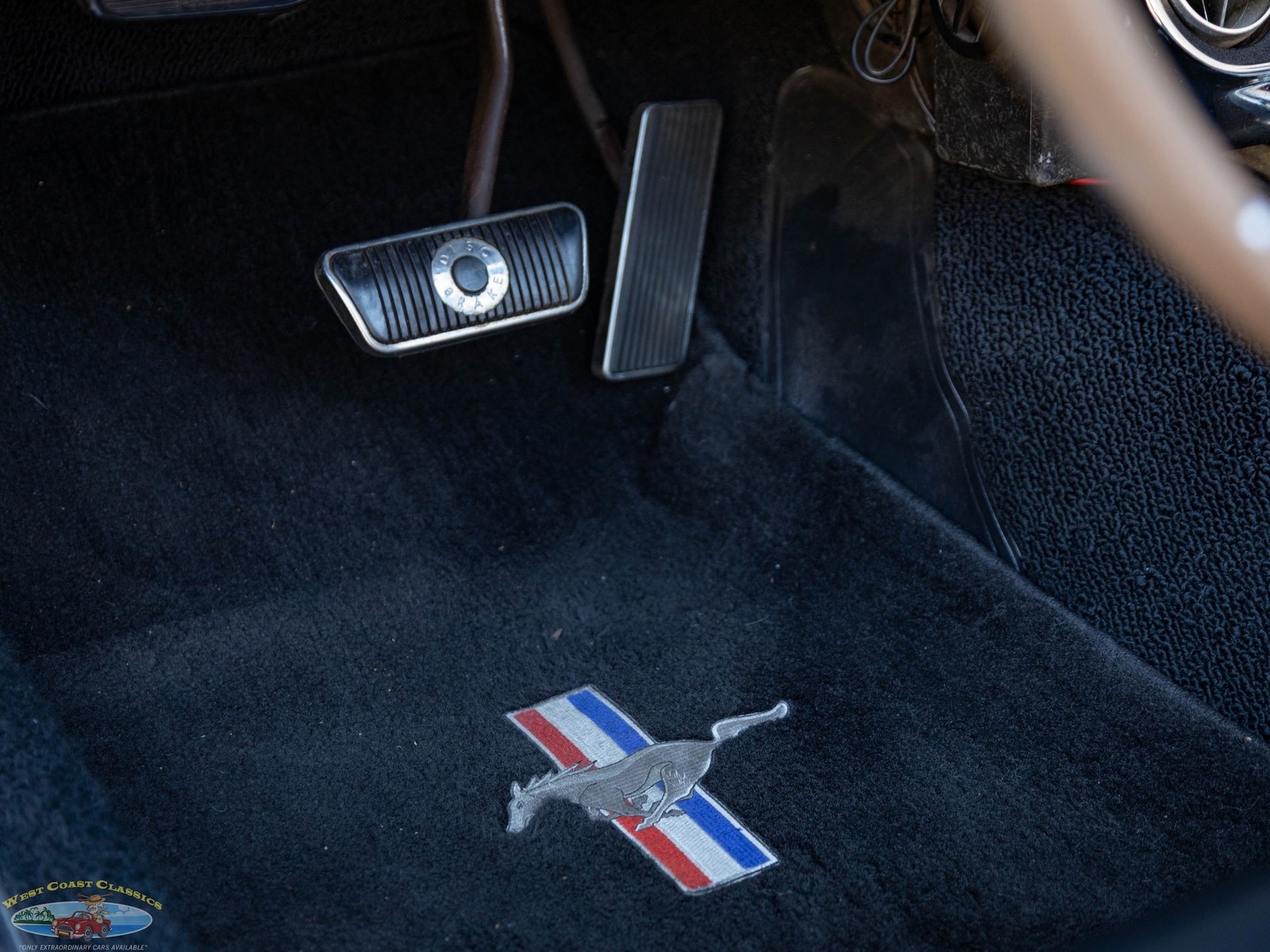 Ford-Mustang-289-V8-Convertible-1966-2-Door-Convertible-36
