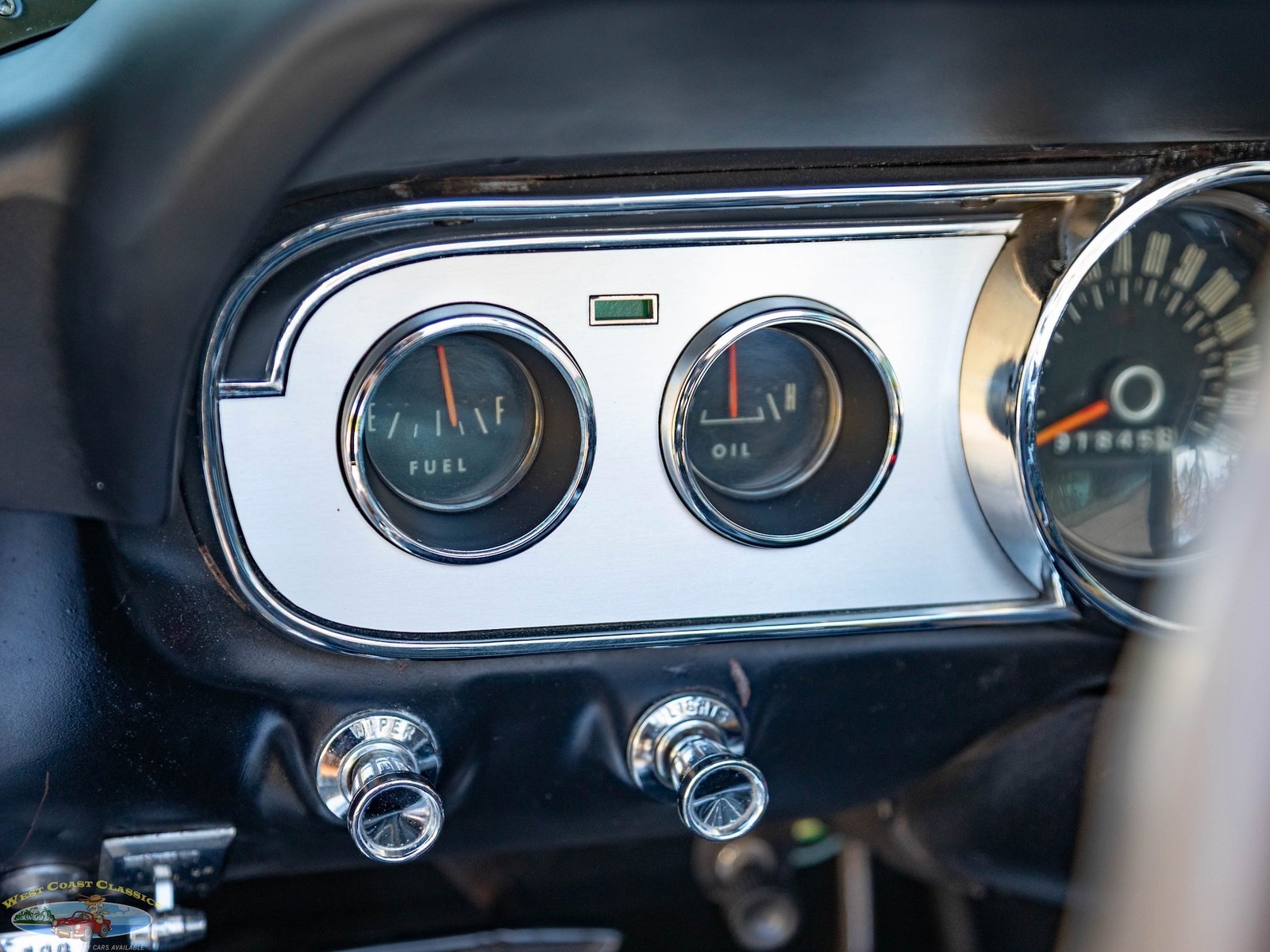 Ford-Mustang-289-V8-Convertible-1966-2-Door-Convertible-39
