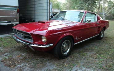 Ford-Mustang-390-s-code-1967-Red-White-2