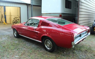 Ford-Mustang-390-s-code-1967-Red-White-7
