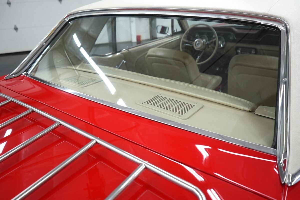 Ford-Mustang-GT-Style-1967-Coupe-13