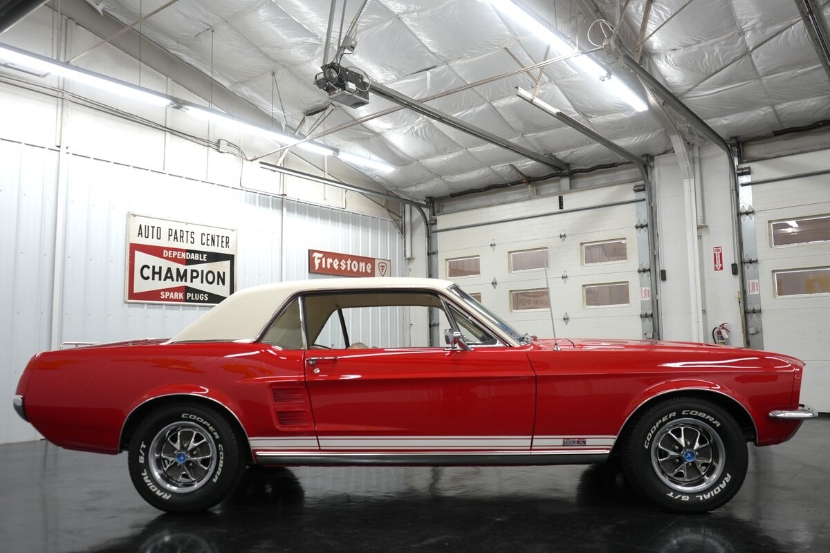 Ford-Mustang-GT-Style-1967-Coupe-17