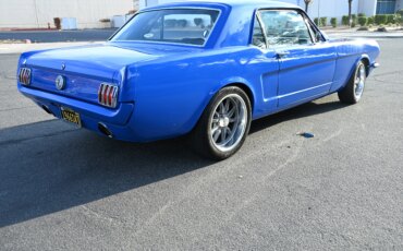 Ford-Mustang-cobra-coupe-1966-Blue-Black-21