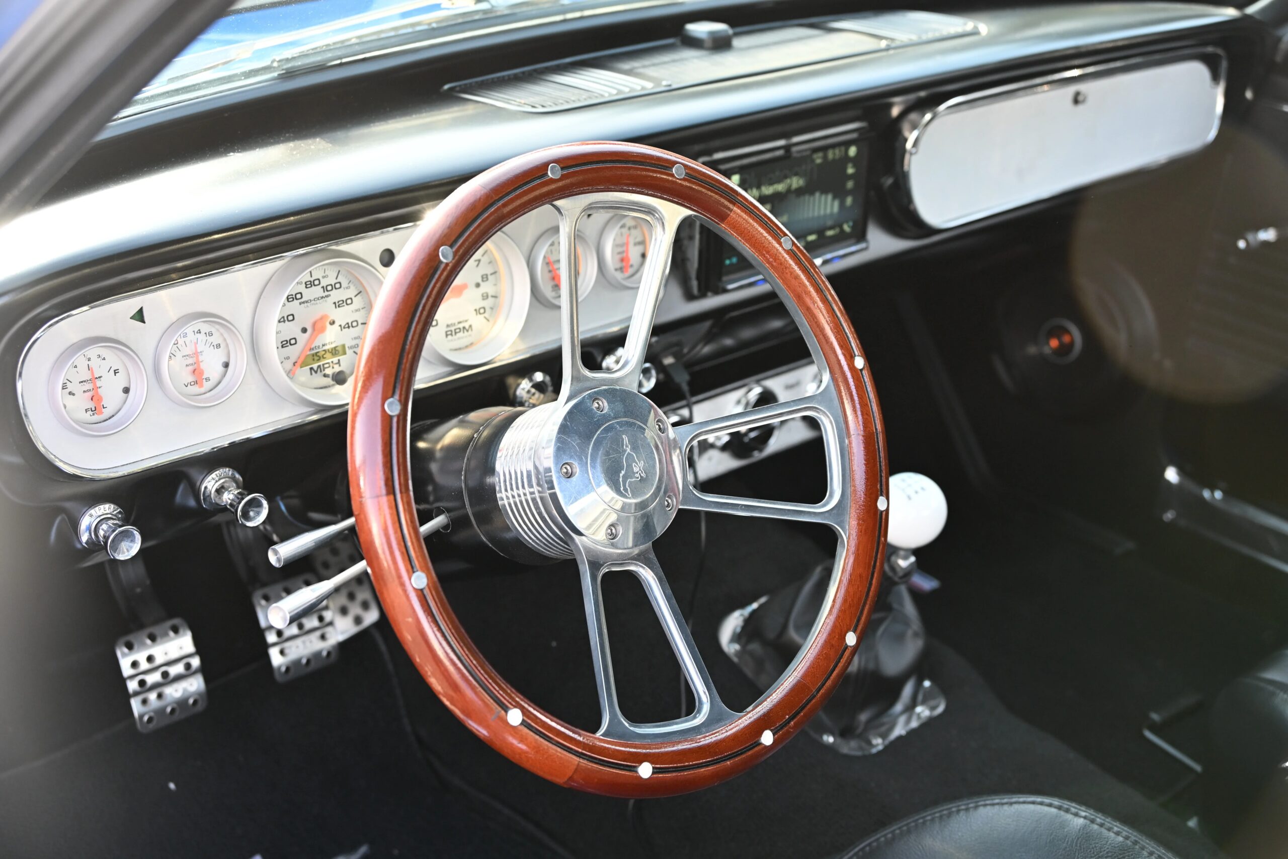Ford-Mustang-cobra-coupe-1966-Blue-Black-33