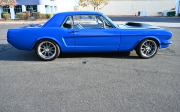 Ford-Mustang-cobra-coupe-1966-Blue-Black-5
