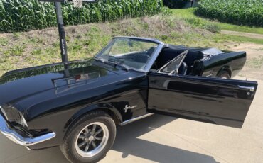 Ford-Mustang-convertible-1966-Black-Black