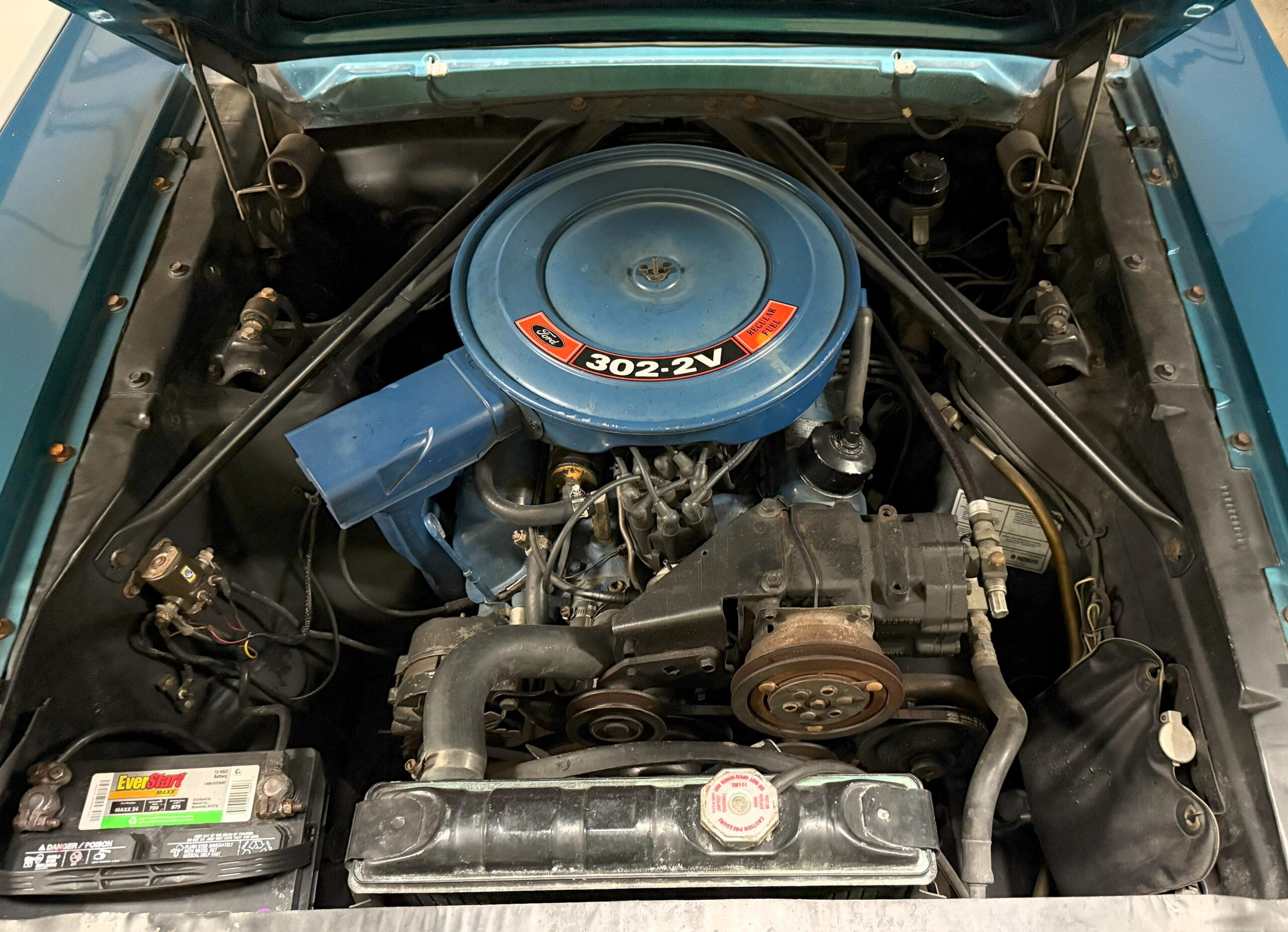 Ford-Mustang-convertible-1966-Green-Beige-8