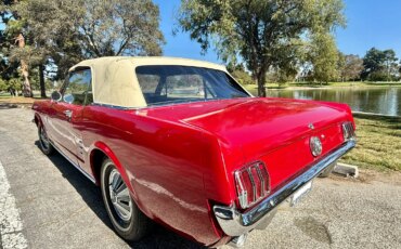Ford-Mustang-convertible-1966-Red-Black-16