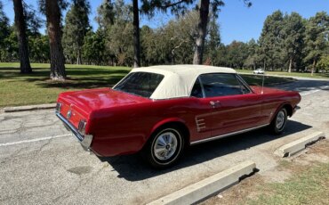 Ford-Mustang-convertible-1966-Red-Black-3