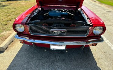 Ford-Mustang-convertible-1966-Red-Black-6