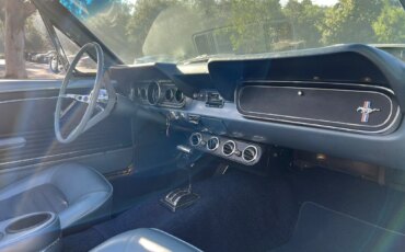 Ford-Mustang-convertible-1966-White-Turquoise-15