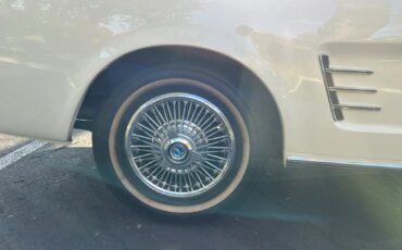 Ford-Mustang-convertible-1966-White-Turquoise-21