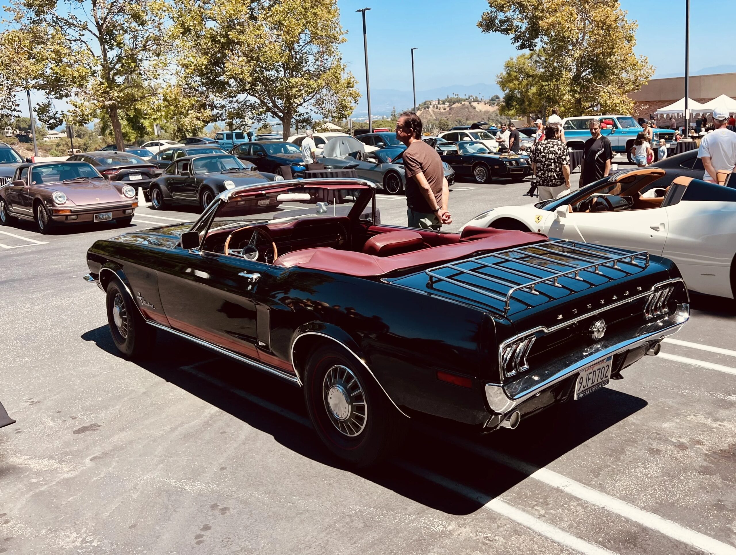 Ford-Mustang-convertible-1968-Black-Red-6