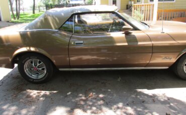 Ford-Mustang-convertible-1972-Gold-Tan-2