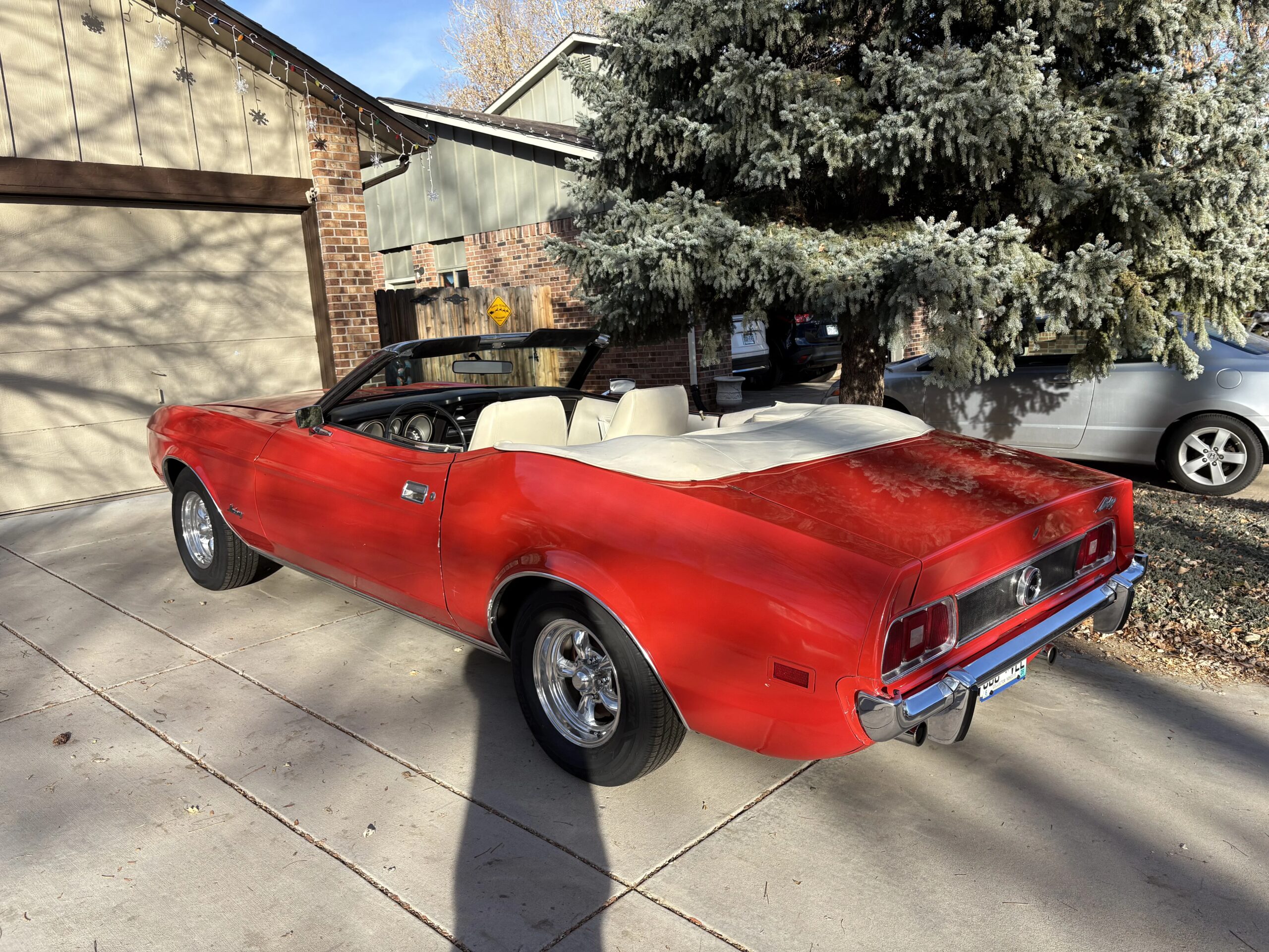 Ford-Mustang-convertible-1973-Red-White-10