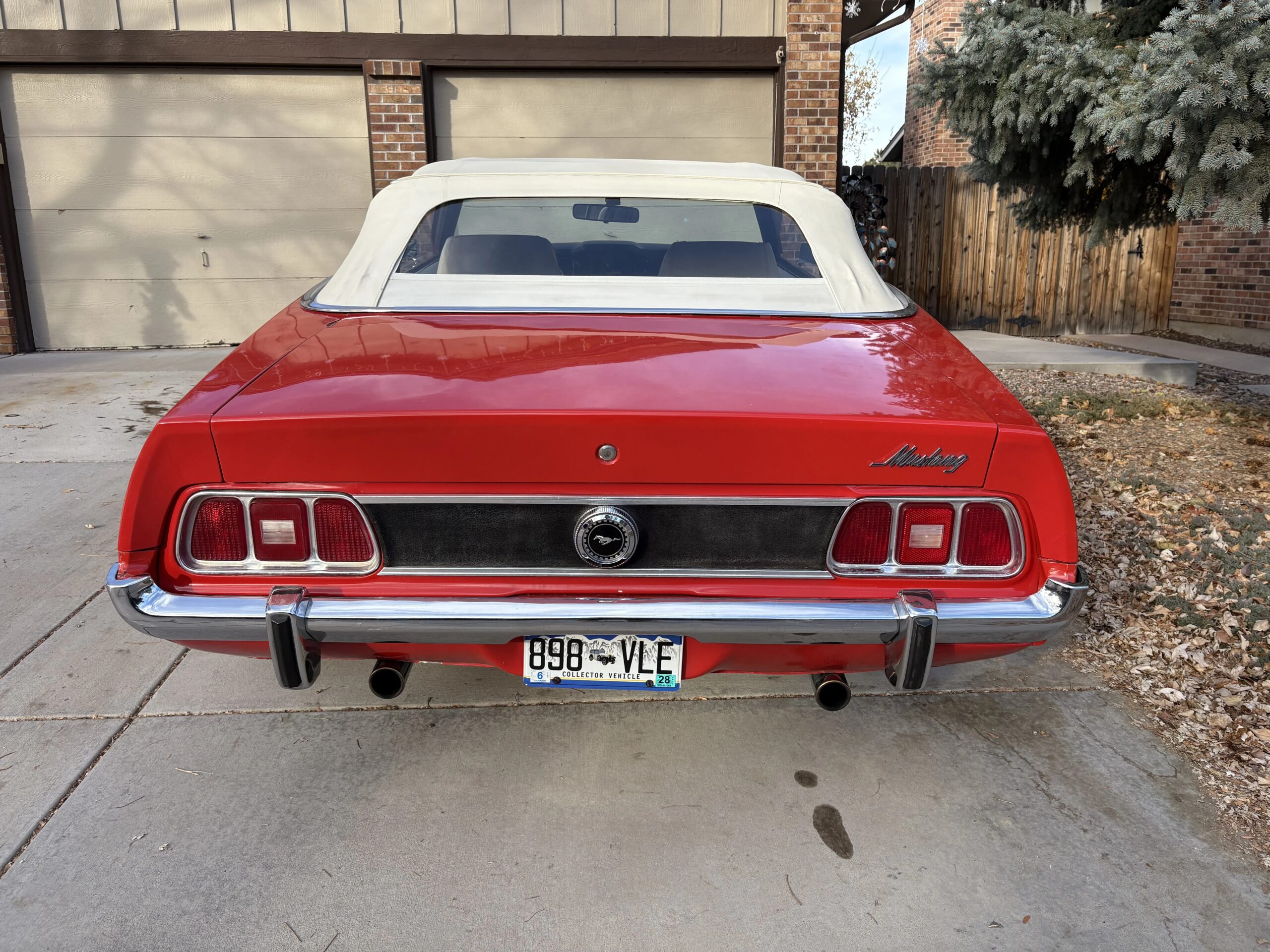 Ford-Mustang-convertible-1973-Red-White-12