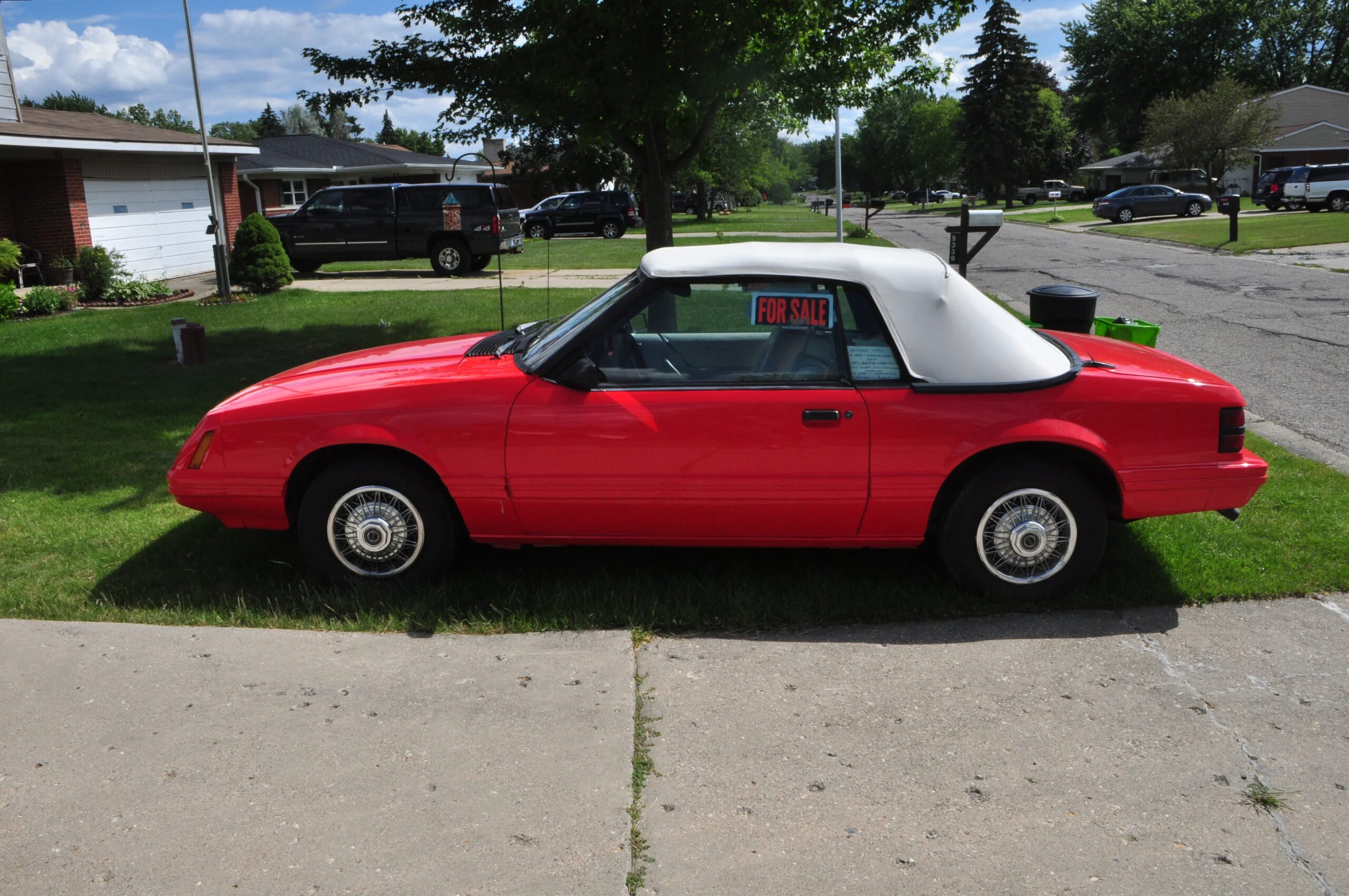 Ford-Mustang-convertible-1983-Red-Red-11