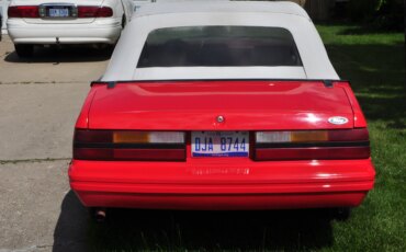 Ford-Mustang-convertible-1983-Red-Red-3