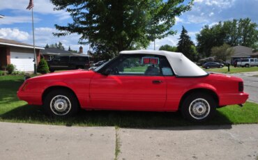 Ford-Mustang-convertible-1983-Red-Red-7