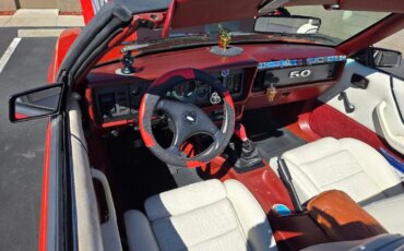Ford-Mustang-convertible-1985-Red-White-11